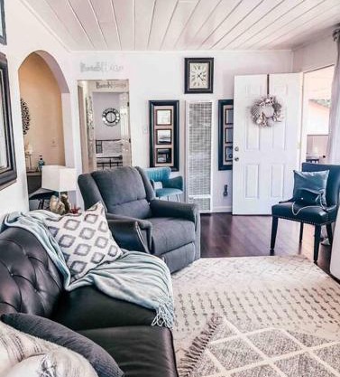 Cozy beach home walking distance from ocean