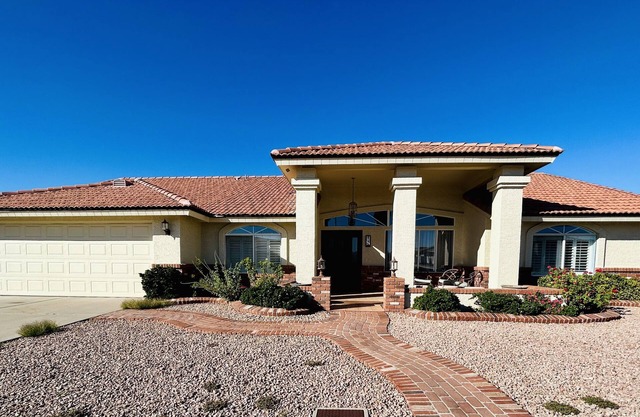 Cozy Beautiful Mesa Escape Golf King Bed Sauna Relax! 55+ Sunland Golf Community