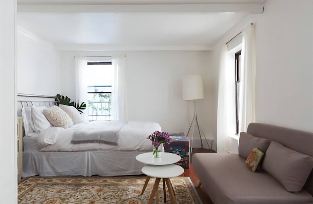 Cozy bright studio apartment - Soho/Village 30+ Days Only