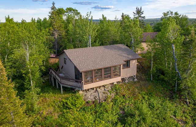 Cozy Cabin with Stunning Lake View and Direct Access to the BWCA in Ely, MN