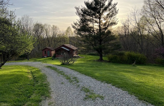 Cozy County Cabin in the woods