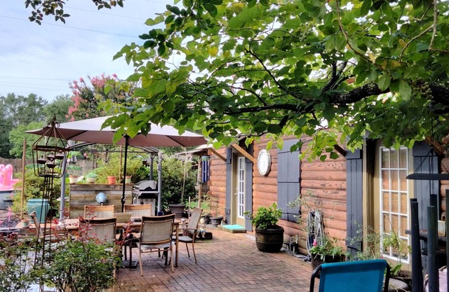 Breezy Porches Guesthouse 