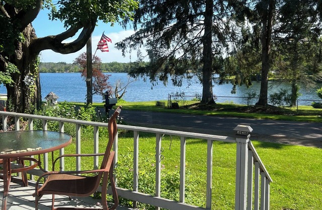 Cozy family-friendly lake house with stunning views of pristine Cassadaga Lake