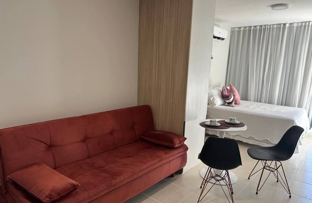 Cozy Flat with Pool and Comfort