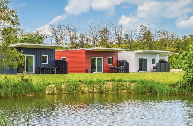 Cozy home in Ringkøbing with WiFi