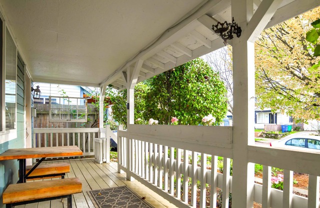 Cozy House in the Alberta Arts District