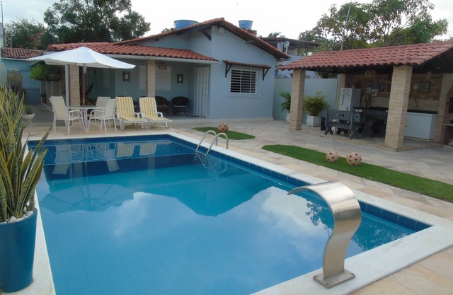Cozy house on Serrambi beach. Sleeps 10 people comfortably.