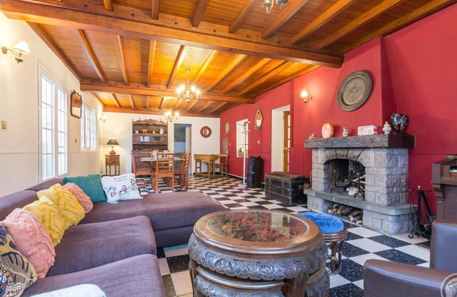 Cozy house with fireplace and games room in quaint village