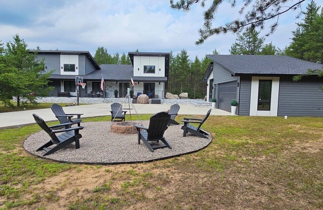 Cozy in Necedah: Peaceful Home Near Nature & Adventure!