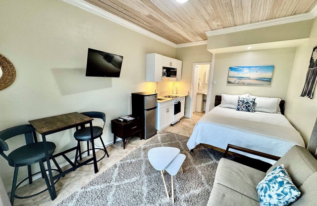 Cozy Island Studio-5 Mins to Cruz Bay & Beaches