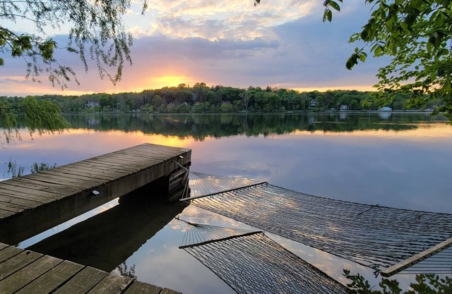 🔥Cozy Lakefront Cabin🔥