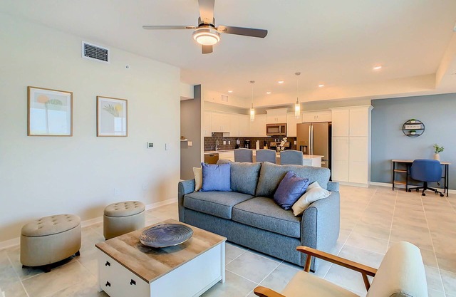 Cozy Lakefront/Waterpark Nearby