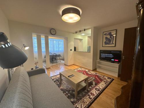 Cozy & Modern Flat Near Metro Station Delisi