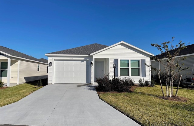 Cozy Retreat Near Sawgrass Market & Brownwood Paddock Square!