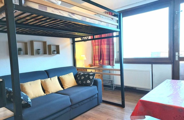 Cozy studio in Plagne Centre with direct slope access