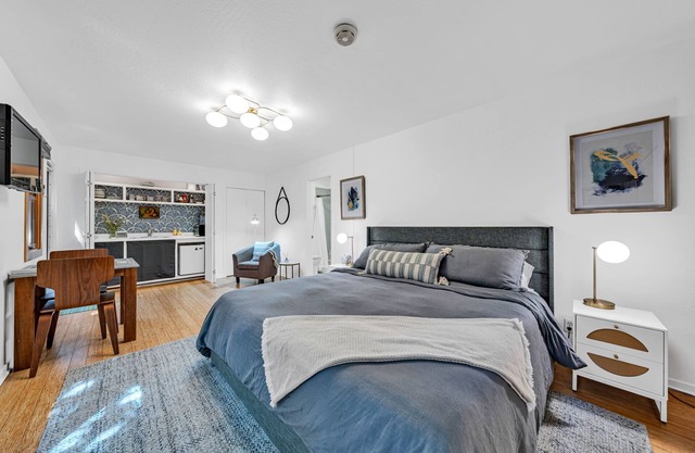 Cozy Studio 2 Blocks from Downtown Mill Valley