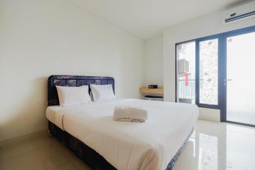 Cozy Studio at Tamansari Semanggi Apartment By Travelio