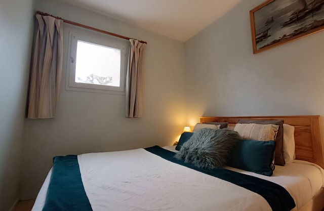 Cozy T2 Apartment Near Beach, Shops & Activities in Saint-Brevin-l'Océan