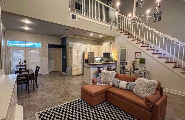 Cozy Townhome in the Heart of Baton Rouge