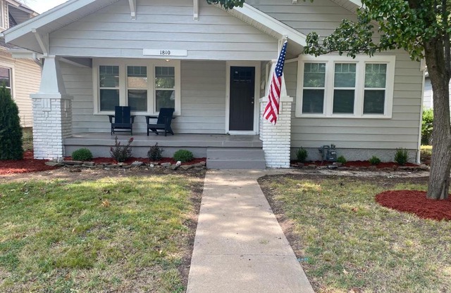 Craftsman beauty with a touch of style.