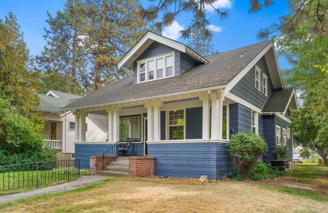 Craftsman Crush | Comfy, Stylish, South Hill