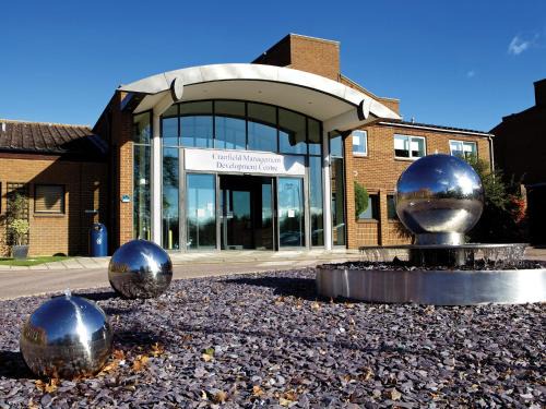 Cranfield Management Development Centre 