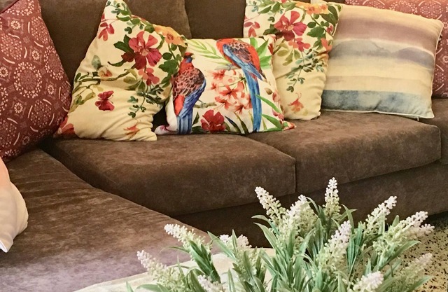 Crimson Villa warm n cosy 2bdrm mountain getaway