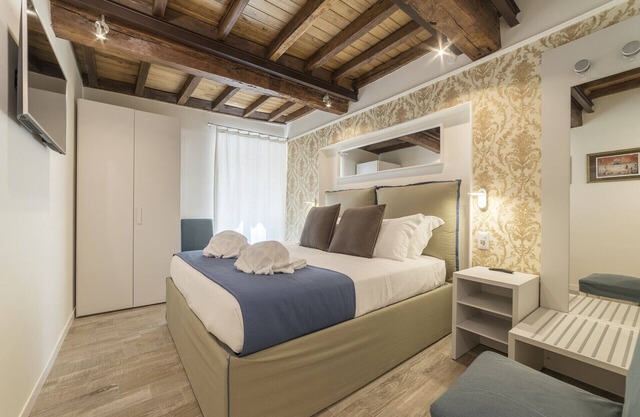 CS Exclusive Campo de' Fiori Palace apt. 4