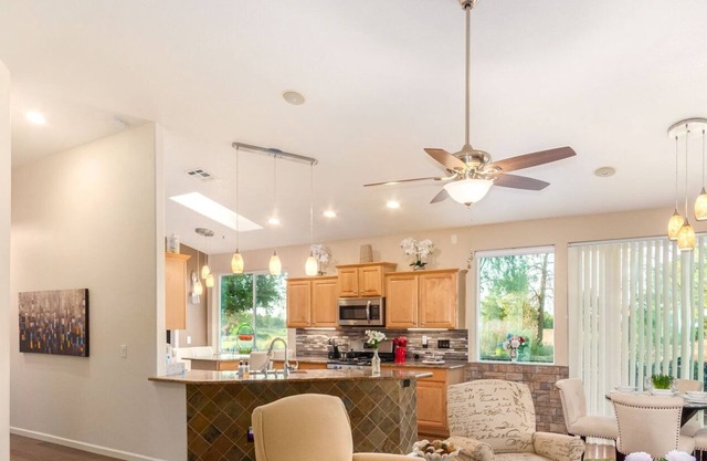 Cul-de-sac home on the Ravenswood golf course