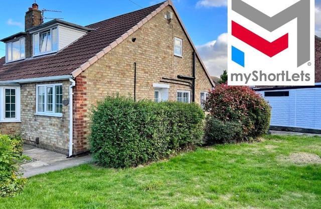 Curzon House Two - Great for Contractors or Family Holidays