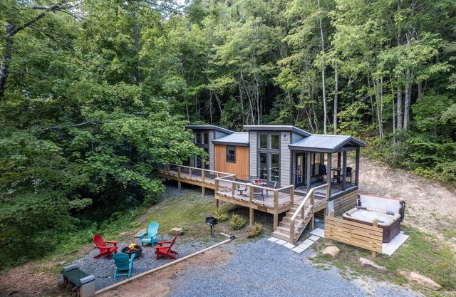 Customer Appreciation Year! Get a free night!