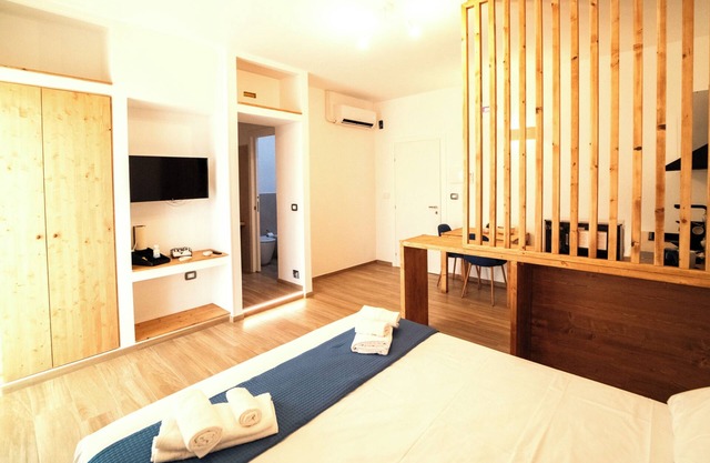 Cutrofiano- B&B Pietra Bianca- Salento - Room 1/Double/Triple Room