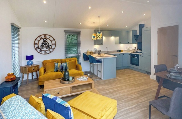 Cypress Lodge sleeps 4. One master bedroom with large en suite.