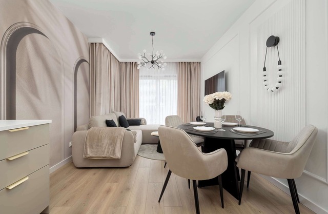 Czysta 4 Wrocław | Stylish, Beige Apartment | Balcony | Parking
