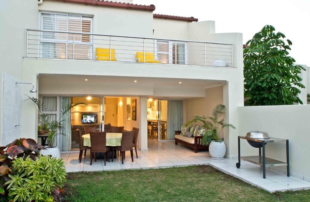 D3 Sea Lodge - by Stay in Umhlanga