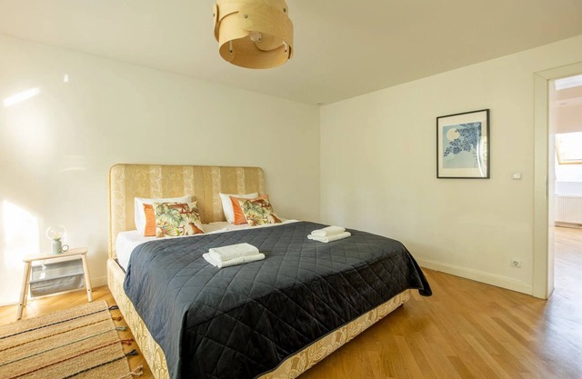 Dachgeschoss Traum im Cottage - Grün und Ruhig, 20 Minuten ins Zentrum