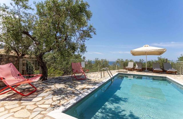 Dafne - Two Bedroom Villa, Sleeps 4