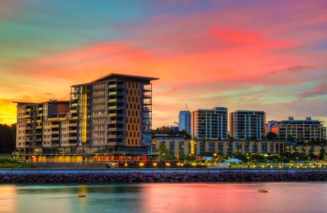 Darwin Waterfront Luxury Suites