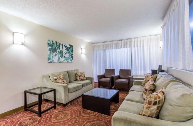 Days Inn by Wyndham Charlottesville University Area