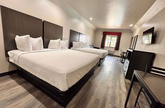 Days Inn by Wyndham Dickinson TX