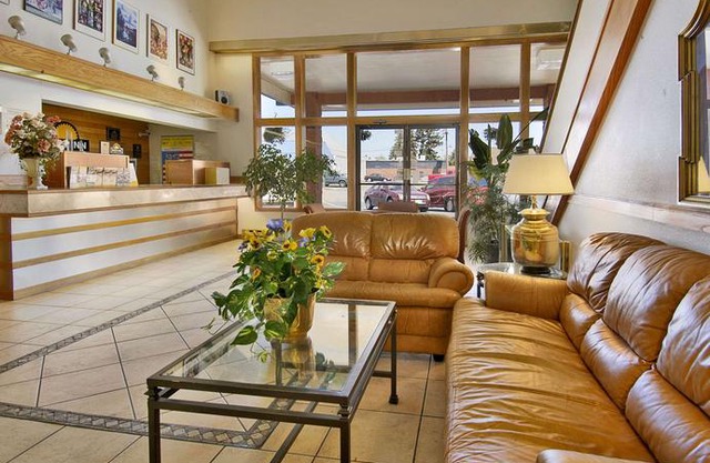 Days Inn by Wyndham Mt Vernon