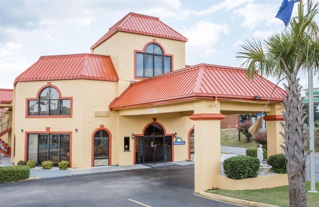 Days Inn by Wyndham Orangeburg