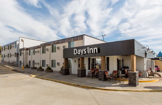 Days Inn by Wyndham Pierre