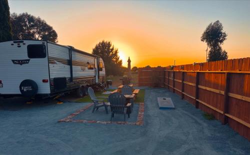 DDs Country Camper