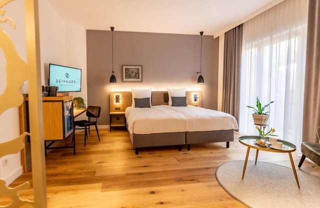 Deluxe Room - DEINHARD's