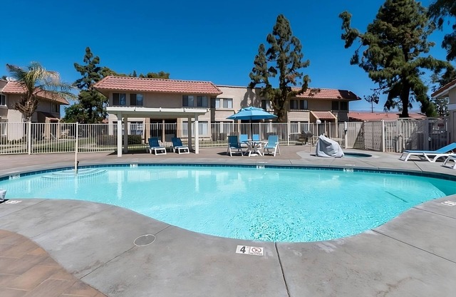 Desert Getaway 2 Units | Kitchen | Pool | Free Parking