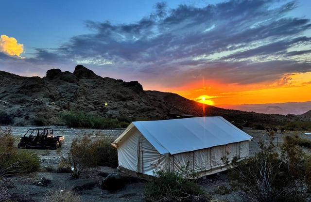 Desert Oasis Grand Suite in Mojave Desert