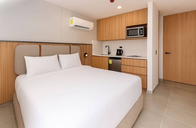 Design Suite - 1BR, Jacuzzi, Cowork in Poblado