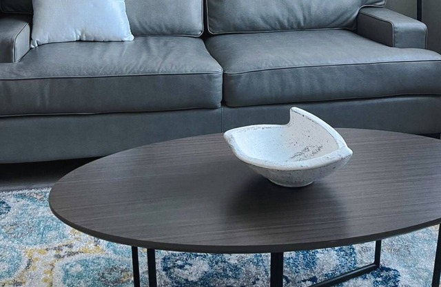 Desirable 1BD/1BA + Balcony- Downtown Omaha