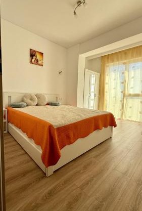 Deterra Studio 46 next to Metro Station Berceni